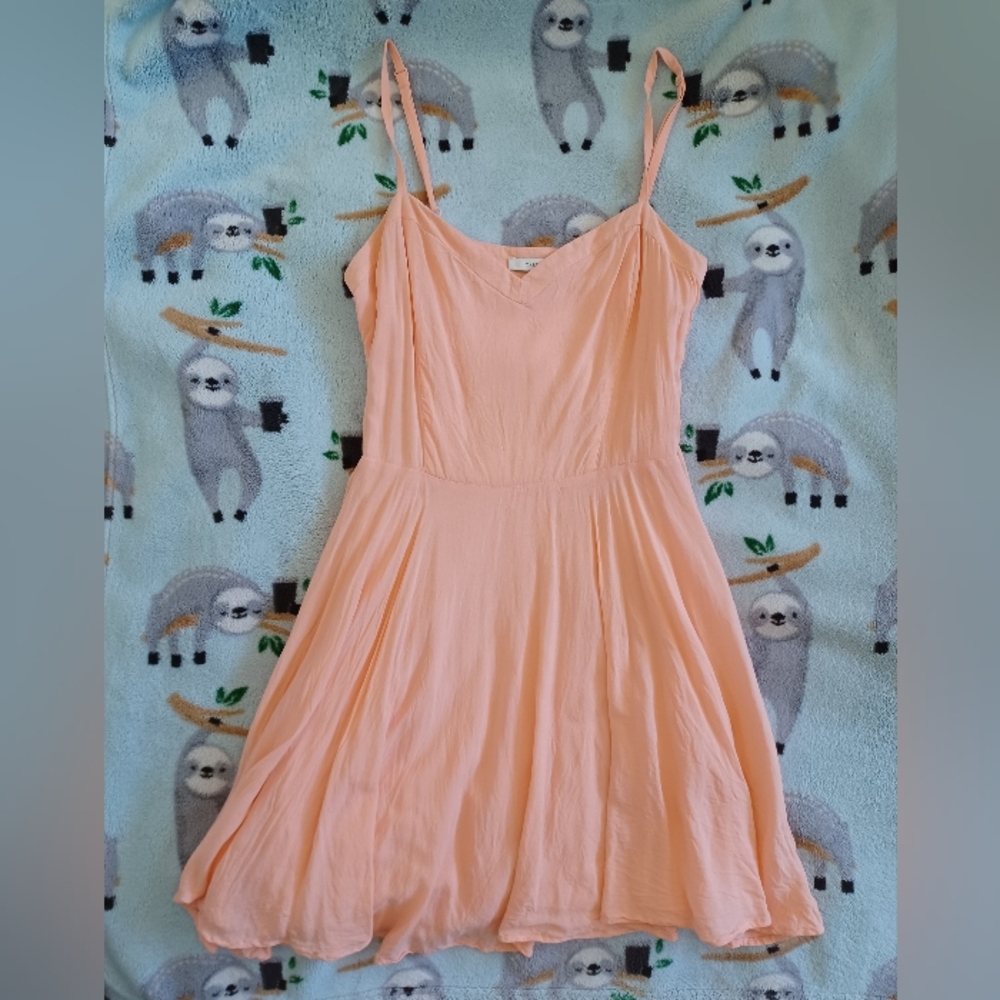 Aritzia Talula Lipinski Dress - Picture 3 of 10